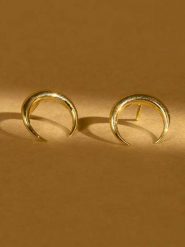 OR ÉCLAT Złote kolczyki-wkrętki "Demi lune" rozmiar: onesize. Żółte kolczyki Or Éclat, złote. Za 304.99 zł.