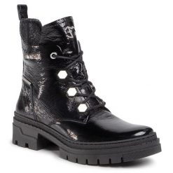 Botki Eva Minge. Czarne botki Eva Minge, bez wzorów, bez obcasa, na płaskiej podeszwie, bez zapięcia. Za 349.99 zł.