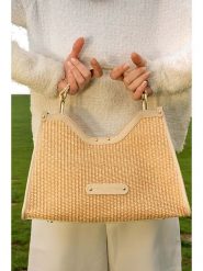 Maison héritage PARIS Skórzana torebka "Mini Cassis" w kolorze beżowym - 31 x 22 x 11 cm rozmiar: onesize. Brązowe torebki klasyczne maison héritage PARIS, bez wzorów, z materiału, bez dodatków. Za 391.99 zł.