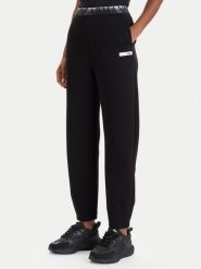 EA7 Emporio Armani Spodnie dresowe 7W000678 AF13151 UC001 Czarny Regular Fit. Czarne spodnie dresowe EA7 Emporio Armani, bez wzorów, z bawełny. Za 399.99 zł.