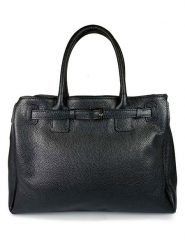 Lia Biassoni Skórzana torebka w kolorze czarnym - 38 x 28 x 15 cm rozmiar: onesize. Czarne torebki klasyczne Lia Biassoni, bez wzorów, z materiału, przez ramię, bez dodatków. Za 439.24 zł.