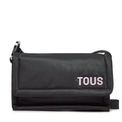 Torebka TOUS. Czarne torebki klasyczne tous, bez wzorów, klasyczne, bez dodatków. Za 699.99 zł.