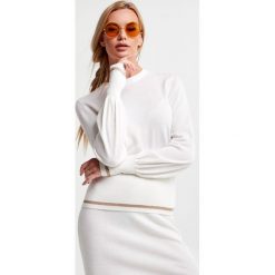 Sweter ARMANI EXCHANGE. Swetry Armani Exchange, m, bez wzorów, z wełny, bez ramiączek. Za 509.00 zł.