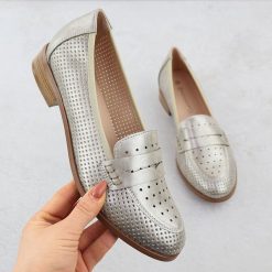 Półbuty damskie lordsy ażurowe metaliczne złote Potocki 12581. Żółte półbuty wsuwane POTOCKI, w ażurowe wzory, ze skóry ekologicznej, bez obcasa. Za 209.99 zł.