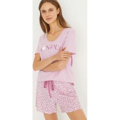 Women'secret piżama RIVIERA damska kolor fioletowy bawełniana. Fioletowe piżamy women'secret, l, bez wzorów, z bawełny, bez kołnierzyka, bez ramiączek, krótkie. W wyprzedaży za 97.99 zł.