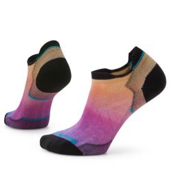 Skarpety Biegowe Damskie Smartwool Run Zero Cushion Ombre Print Low Ankle Socks. Skarpetki Smartwool, bez wzorów, z wełny. Za 99.99 zł.
