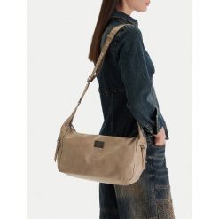 Torebka G-Star Raw. Brązowe listonoszki G-Star Raw, bez wzorów, retro, bez dodatków. Za 179.99 zł.