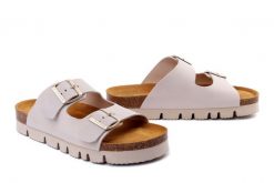 DR. BRINKMANN 700348-81 offwhite, klapki damskie. Brązowe klapki Dr. Brinkmann, bez wzorów, ze skóry, bez obcasa, bez zapięcia. Za 289.90 zł.