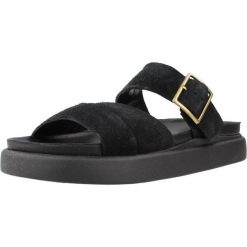 Sandały CLARKS ARISTELLA MULE Czarny. Czarne sandały Clarks, bez wzorów, ze skóry, bez obcasa, bez zapięcia. Za 236.99 zł.