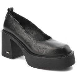 Czarne Półbuty Karino Modne Obuwie Damskie Na Wysokim Obcasie. Czarne półbuty wsuwane Karino, bez wzorów, ze skóry, eleganckie, bez obcasa, na obcasie. Za 399.99 zł.