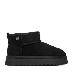 Śniegowce Nine West. Czarne śniegowce Nine West, bez wzorów, bez zapięcia. Za 259.99 zł.