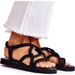 PS1 Damskie Modne Sandały Plecione Czarne Amparo. Czarne sandały PS1, bez wzorów, ze skóry, boho, bez obcasa, na płaskiej podeszwie, bez zapięcia. Za 139.00 zł.