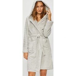 Henderson Ladies - Szlafrok. Szlafroki damskie marki Henderson Ladies. W wyprzedaży za 119.90 zł.
