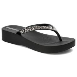 Czarne Japonki Ipanema Letnie Obuwie Damskie. Czarne japonki Ipanema, bez wzorów, z materiału, eleganckie. Za 109.00 zł.