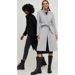 Answear Lab płaszcz wełniany kolor szary przejściowy. Szare płaszcze Answear Lab, l, bez wzorów, z wełny, bez kaptura. Za 479.99 zł.
