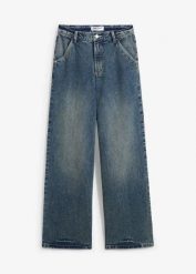 Dżinsy wide leg z wysokim stanem o niskiej elastyczności. Niebieskie jeansy bonprix, bez wzorów, z bawełny, z podwyższonym stanem. Za 149.99 zł.