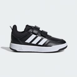 Buty Tensaur Sport 3.0 CF K. Białe buty sportowe lifestyle adidas, bez wzorów, z gumy, bez zapięcia, na jogę i pilates. Za 169.00 zł.