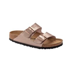 Klapki damskie Birkenstock Arizona Bf Copper. Brązowe klapki Birkenstock, bez wzorów, z materiału, sportowe, bez obcasa, bez zapięcia. Za 514.00 zł.