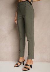 Ciemnozielone Spodnie z Wiskozą High Waist z Ozdobnymi Guzikami Redillia. Zielone jeansy Renee, bez wzorów, z jeansu, eleganckie, z podwyższonym stanem. W wyprzedaży za 50.99 zł.