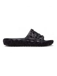 Crocs Klapki "Classic" w kolorze czarnym rozmiar: 38/39. Czarne klapki Crocs, bez wzorów, klasyczne, z otwartym noskiem, bez obcasa, bez zapięcia. Za 95.01 zł.