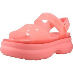 Buty CROCS 212651C Rose. Czerwone buty trekkingowe Crocs, z gumy, bez zapięcia. Za 289.99 zł.