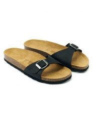 Mandel Skórzane klapki "Agata" w kolorze czarnym rozmiar: 38. Czarne klapki Mandel, bez wzorów, klasyczne, z otwartym noskiem, bez obcasa, bez zapięcia. Za 130.99 zł.