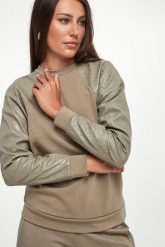 Bluza damska logowana ARMANI EXCHANGE. Bluzy Armani Exchange, m, bez wzorów, bez ramiączek, bez kaptura. Za 559.00 zł.