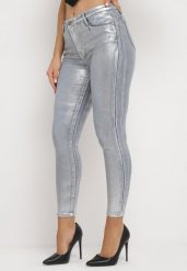 Srebrne Metaliczne Jeansy z Efektem Push Up Mireti. Szare jeansy Born2be, s, bez wzorów, z jeansu. Za 169.99 zł.