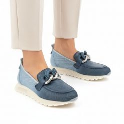 Półbuty damskie Hispanitas, ze skóry naturalnej z tekstylnymi wstawkami z siateczki i wsuwanym krojem, niebieskie, SHV264834 Sumatra-V26 Celeste Bole. Niebieskie półbuty wsuwane Hispanitas, bez wzorów, ze skóry, bez obcasa. Za 629.00 zł.