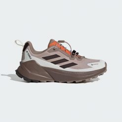 Buty Terrex Trailmaker 2 GORE-TEX Speed Lace Hiking. Białe buty trekkingowe adidas, z gore-texu, bez zapięcia. Za 569.00 zł.