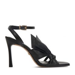 Sandały GINO ROSSI. Czarne sandały Gino Rossi, bez wzorów, bez obcasa, na szpilce, bez zapięcia. Za 399.99 zł.