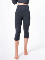 Anaissa Legginsy funkcyjne w kolorze czarnym rozmiar: S/M. Czarne legginsy Anaissa, m, bez wzorów, z materiału, outdoorowe. Za 100.75 zł.