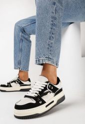 Czarne Sneakersy na Platformie z Ozdobnym Sznurowaniem Awidea. Czarne buty sportowe lifestyle Born2be, bez wzorów, z jeansu, sportowe, bez zapięcia. W wyprzedaży za 84.99 zł.