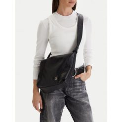 Torebka G-Star Raw. Czarne listonoszki G-Star Raw, bez wzorów, retro, bez dodatków. Za 199.99 zł.