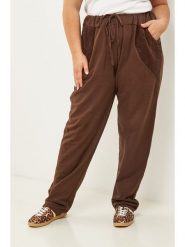 Curvy Lady Spodnie w kolorze brązowym rozmiar: 48/50. Brązowe spodnie materiałowe Curvy Lady, bez wzorów, z materiału, klasyczne, z standardowym stanem. Za 108.99 zł.