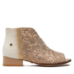 Botki Maciejka. Brązowe botki Maciejka, bez wzorów, bez obcasa, na płaskiej podeszwie, bez zapięcia. Za 249.99 zł.