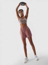 4F Spodenki treningowe szybkoschnące damskie - jasny róż S. Czerwone szorty sportowe 4f, bez wzorów, z dzianiny, z podwyższonym stanem, do biegania. W wyprzedaży za 49.99 zł.