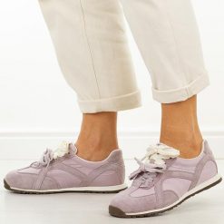 Fioletowe skórzane półbuty damskie Vinceza 86427. Fioletowe buty sportowe lifestyle VINCEZA, na jesień, bez wzorów, z jeansu, biznesowe, z okrągłym noskiem, bez obcasa, na płaskiej podeszwie. Za 249.00 zł.