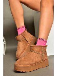 Trendyol Skórzane botki w kolorze jasnobrązowym rozmiar: 37. Brązowe botki Trendyol, bez wzorów, z materiału, bez obcasa, bez zapięcia. Za 78.28 zł.