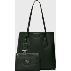 Dkny - Torebka skórzana. Czarne torebki klasyczne DKNY, bez wzorów, z materiału, casualowe, na ramię, duże, bez dodatków. W wyprzedaży za 699.90 zł.