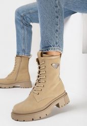 Beżowe Botki Jerina. Brązowe botki Born2be, bez wzorów, z jeansu, eleganckie, bez obcasa, na płaskiej podeszwie, bez zapięcia. W wyprzedaży za 119.99 zł.