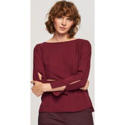 Bluzka z wycięciami na rękawach - Bordowy. Bluzki marki Reserved. W wyprzedaży za 49.99 zł.