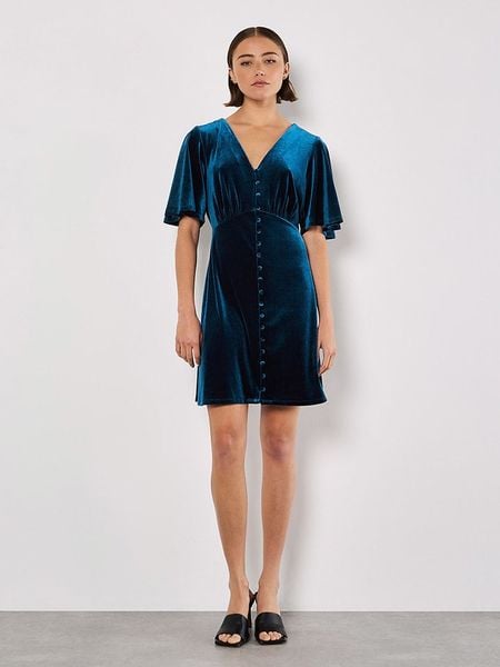 Apricot Aksamitna sukienka w kolorze niebieskim rozmiar: M. Niebieskie sukienki Apricot, m, bez wzorów, bez kołnierzyka, bez ramiączek, mini. Za 83.03 zł.