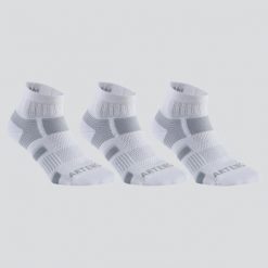 Skarpety sportowe tenis RS560 3 pary. Białe skarpetki ARTENGO, bez wzorów, z bawełny. Za 49.99 zł.