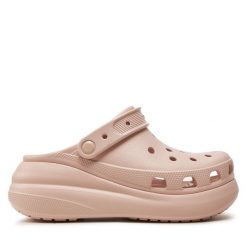Klapki Crocs. Czerwone klapki Crocs, bez wzorów, bez obcasa, bez zapięcia. Za 319.99 zł.