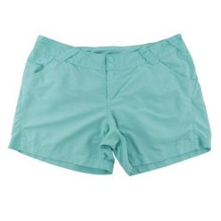Columbia szorty damskie PFG. Niebieskie szorty sportowe Columbia, bez wzorów, z materiału, trekkingowe. Za 106.46 zł.