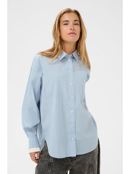 Kaffe Koszula - Slim fit - w kolorze błękitnym rozmiar: 34. Niebieskie koszule Kaffe, bez wzorów, bez kołnierzyka, bez ramiączek. Za 113.63 zł.