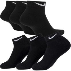 Skarpetki treningowe Nike Dri-fit SX7670-010 3 pack. Czarne skarpetki Nike, bez wzorów. Za 39.90 zł.