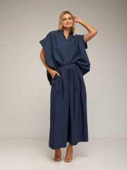 Tantra Bluzka w kolorze granatowym rozmiar: onesize. Niebieskie bluzki Tantra, bez wzorów, z bawełny, bez kołnierzyka, bez ramiączek. Za 121.99 zł.