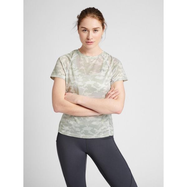 Koszulka damska Newline Running. Niebieskie t-shirty sportowe Newline, bez wzorów, bez ramiączek. Za 177.00 zł.